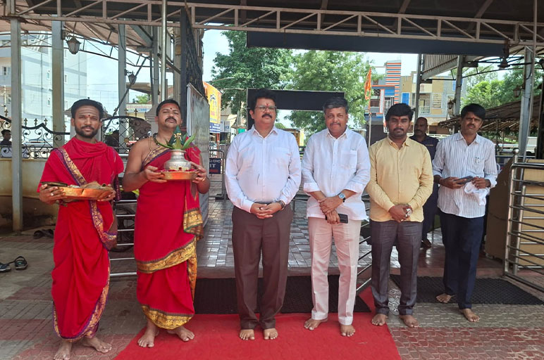 Telangana Endowments Commissioner Sri Hanumanth Rao Garu Visits Sai Sannidhi